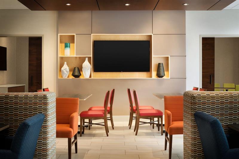 Holiday Inn Express & Suites - Painesville - Concord By Ihg Dış mekan fotoğraf