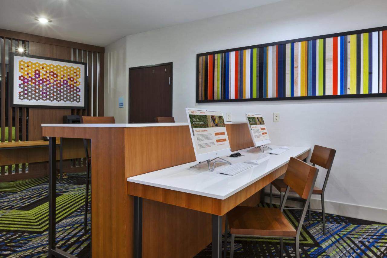 Holiday Inn Express & Suites - Painesville - Concord By Ihg Dış mekan fotoğraf